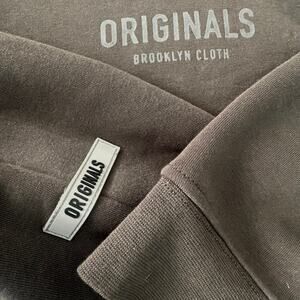 Urban Originals Men's dark gray Sweatshirt SzXL Christmas gift holiday wear